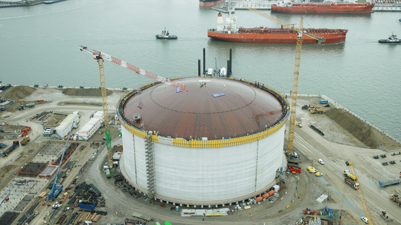 705112165-roof-lifting-tank